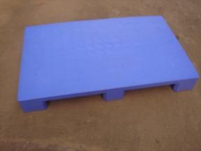 塑膠卡板、塑料地臺板與塑料墊倉板 東莞泰盛塑膠制品的專業優勢與應用探討