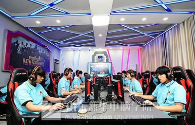 如何選擇適合學(xué)習(xí)計算機軟件開發(fā)的學(xué)校